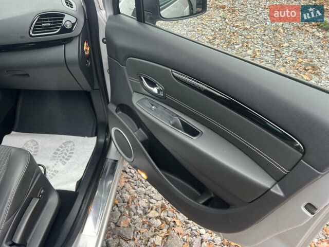 Сірий Рено Сценік, об'ємом двигуна 1.5 л та пробігом 230 тис. км за 8950 $, фото 38 на Automoto.ua