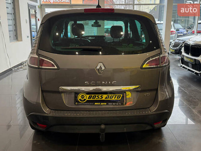 Сірий Рено Сценік, об'ємом двигуна 1.6 л та пробігом 231 тис. км за 8700 $, фото 5 на Automoto.ua