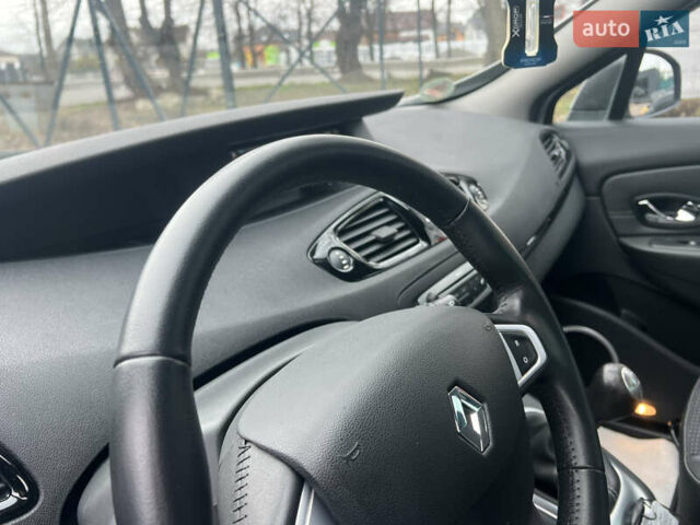 Сірий Рено Сценік, об'ємом двигуна 1.5 л та пробігом 230 тис. км за 8950 $, фото 36 на Automoto.ua