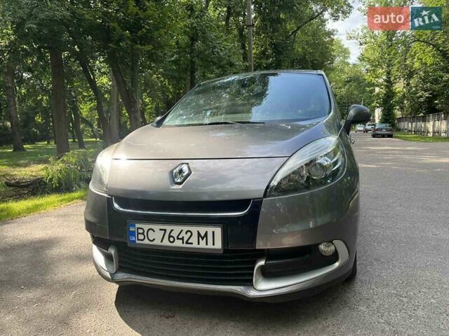 Сірий Рено Сценік, об'ємом двигуна 1.46 л та пробігом 310 тис. км за 6499 $, фото 2 на Automoto.ua