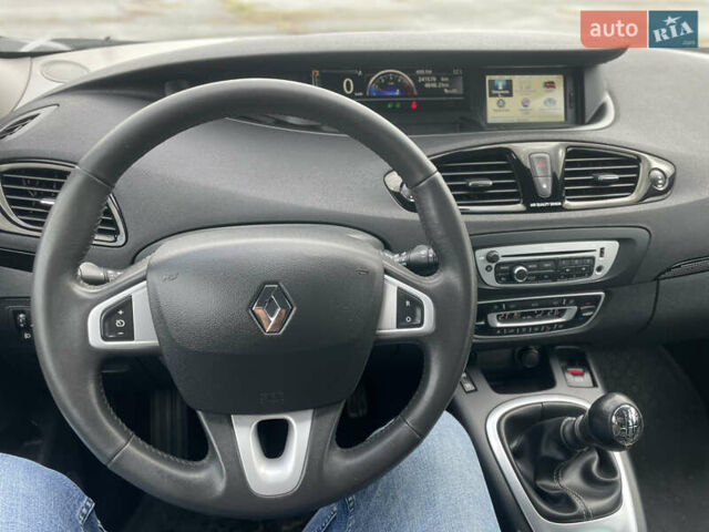Рено Сценик 2012 в Виннице на Automoto.ua Серый Рено Сценик, объемом двигателя 1.5 л и пробегом 241 тыс. км за 9700 $, фото 23 на Automoto.ua