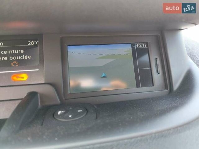 Сірий Рено Сценік, об'ємом двигуна 1.5 л та пробігом 175 тис. км за 8300 $, фото 16 на Automoto.ua