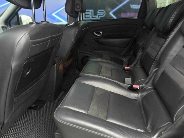 Серый Рено Сценик, объемом двигателя 1.5 л и пробегом 255 тыс. км за 7999 $, фото 7 на Automoto.ua