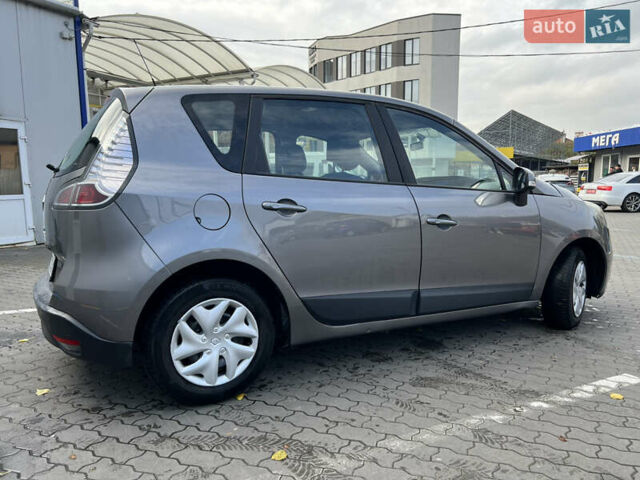 Серый Рено Сценик, объемом двигателя 1.6 л и пробегом 186 тыс. км за 7300 $, фото 7 на Automoto.ua