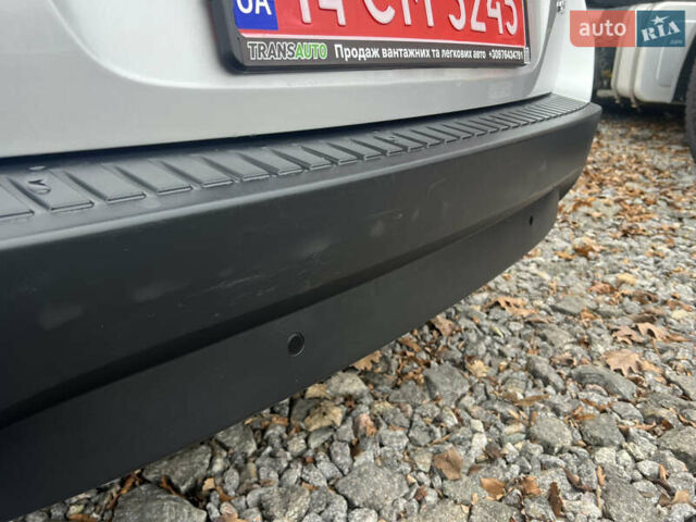 Сірий Рено Сценік, об'ємом двигуна 1.5 л та пробігом 230 тис. км за 8950 $, фото 5 на Automoto.ua