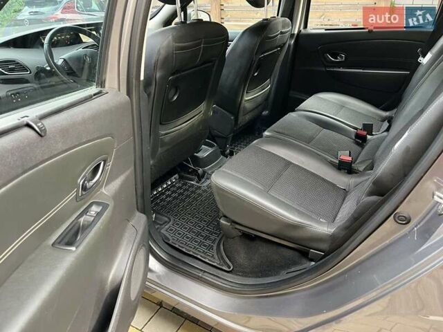 Серый Рено Сценик, объемом двигателя 1.5 л и пробегом 187 тыс. км за 8700 $, фото 12 на Automoto.ua