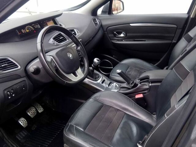 Серый Рено Сценик, объемом двигателя 1.2 л и пробегом 244 тыс. км за 9800 $, фото 5 на Automoto.ua