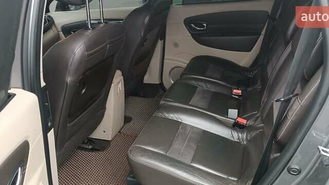 Серый Рено Сценик, объемом двигателя 1.46 л и пробегом 369 тыс. км за 10000 $, фото 15 на Automoto.ua