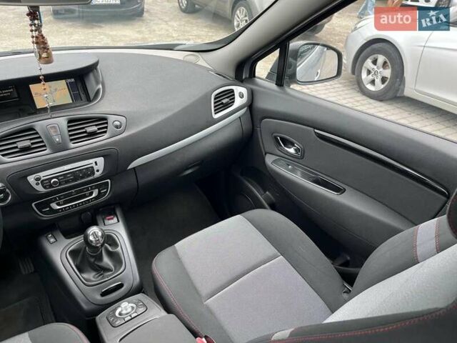 Серый Рено Сценик, объемом двигателя 1.5 л и пробегом 271 тыс. км за 8990 $, фото 22 на Automoto.ua