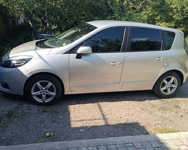 Сірий Рено Сценік, об'ємом двигуна 1.46 л та пробігом 124 тис. км за 10500 $, фото 9 на Automoto.ua