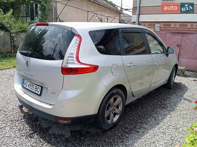 Сірий Рено Сценік, об'ємом двигуна 1.46 л та пробігом 175 тис. км за 8799 $, фото 29 на Automoto.ua