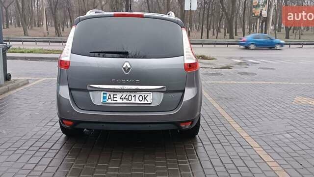 Серый Рено Сценик, объемом двигателя 1.46 л и пробегом 369 тыс. км за 10000 $, фото 4 на Automoto.ua