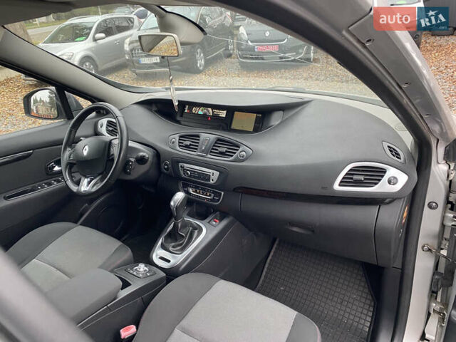 Серый Рено Сценик, объемом двигателя 1.5 л и пробегом 273 тыс. км за 7699 $, фото 26 на Automoto.ua