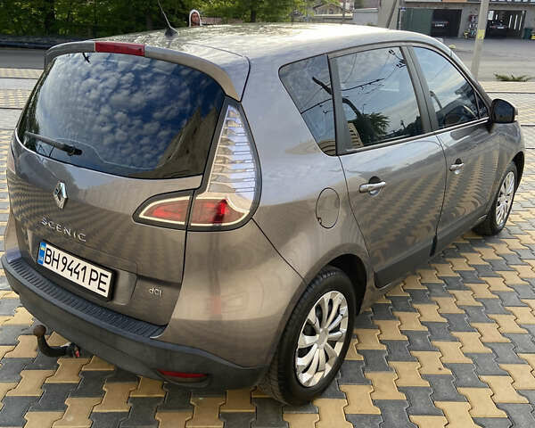 Сірий Рено Сценік, об'ємом двигуна 1.46 л та пробігом 155 тис. км за 8900 $, фото 5 на Automoto.ua