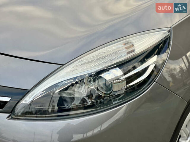 Серый Рено Сценик, объемом двигателя 1.5 л и пробегом 178 тыс. км за 10200 $, фото 14 на Automoto.ua