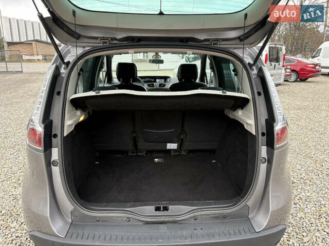 Серый Рено Сценик, объемом двигателя 1.5 л и пробегом 230 тыс. км за 8999 $, фото 27 на Automoto.ua