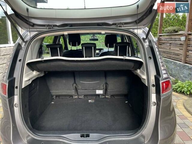 Серый Рено Сценик, объемом двигателя 1.5 л и пробегом 187 тыс. км за 8700 $, фото 18 на Automoto.ua