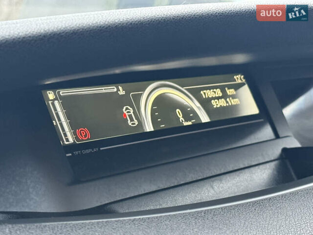 Серый Рено Сценик, объемом двигателя 1.5 л и пробегом 178 тыс. км за 10200 $, фото 50 на Automoto.ua