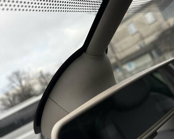 Серый Рено Сценик, объемом двигателя 1.5 л и пробегом 230 тыс. км за 8999 $, фото 9 на Automoto.ua