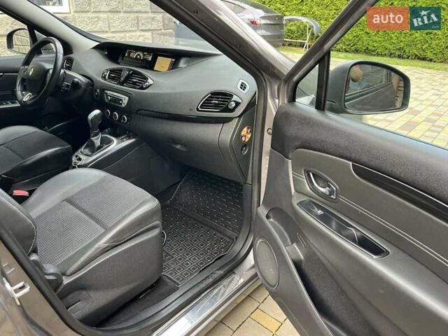 Серый Рено Сценик, объемом двигателя 1.5 л и пробегом 187 тыс. км за 8700 $, фото 16 на Automoto.ua