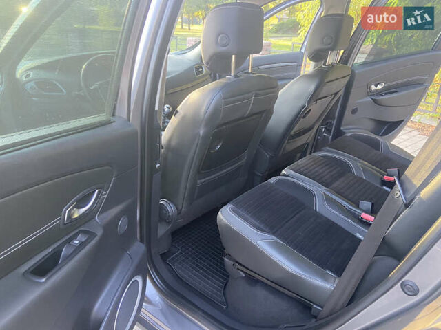 Серый Рено Сценик, объемом двигателя 1.5 л и пробегом 260 тыс. км за 11250 $, фото 12 на Automoto.ua