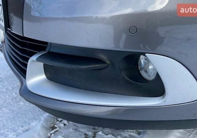 Сірий Рено Сценік, об'ємом двигуна 1.6 л та пробігом 160 тис. км за 9300 $, фото 7 на Automoto.ua