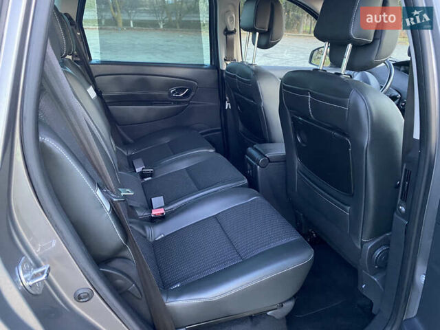 Серый Рено Сценик, объемом двигателя 1.46 л и пробегом 195 тыс. км за 8999 $, фото 19 на Automoto.ua