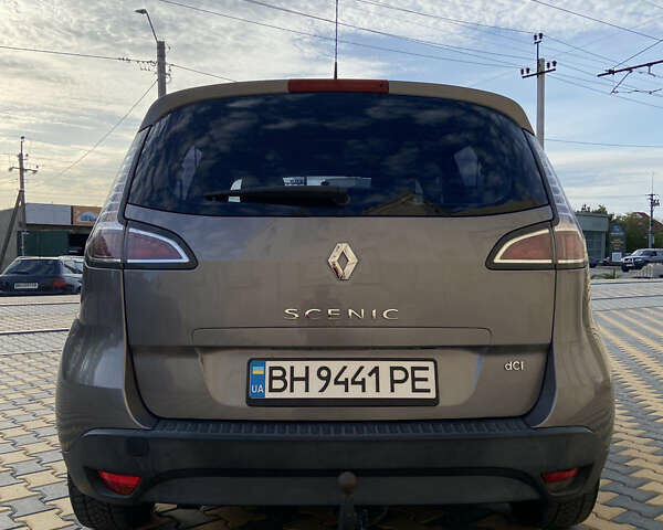 Сірий Рено Сценік, об'ємом двигуна 1.46 л та пробігом 155 тис. км за 8900 $, фото 6 на Automoto.ua