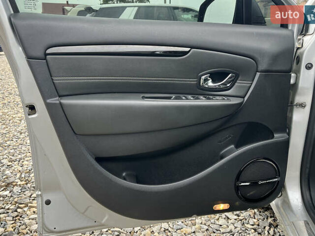 Сірий Рено Сценік, об'ємом двигуна 1.2 л та пробігом 157 тис. км за 8400 $, фото 5 на Automoto.ua