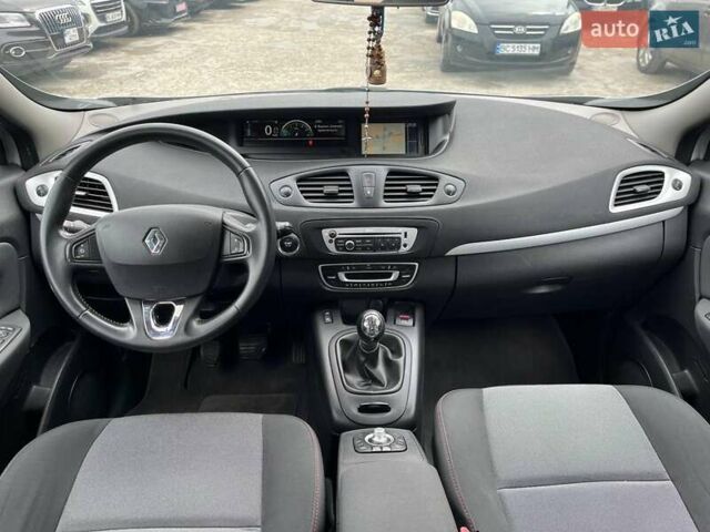 Серый Рено Сценик, объемом двигателя 1.5 л и пробегом 271 тыс. км за 8990 $, фото 23 на Automoto.ua