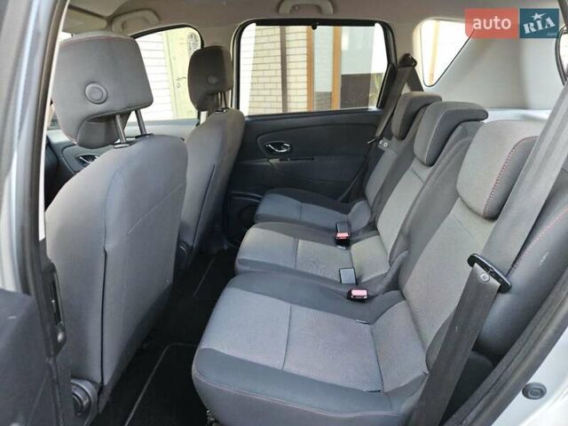 Серый Рено Сценик, объемом двигателя 1.2 л и пробегом 165 тыс. км за 6500 $, фото 21 на Automoto.ua
