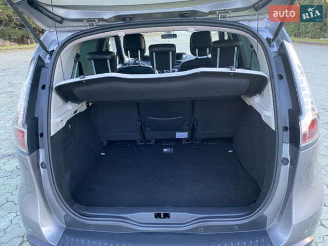 Серый Рено Сценик, объемом двигателя 1.46 л и пробегом 195 тыс. км за 8999 $, фото 16 на Automoto.ua