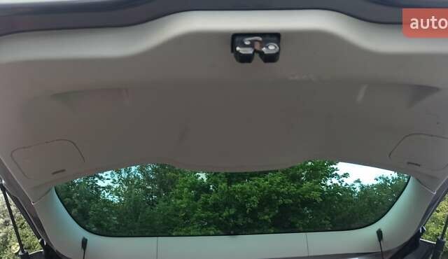 Сірий Рено Сценік, об'ємом двигуна 1.46 л та пробігом 211 тис. км за 9700 $, фото 15 на Automoto.ua