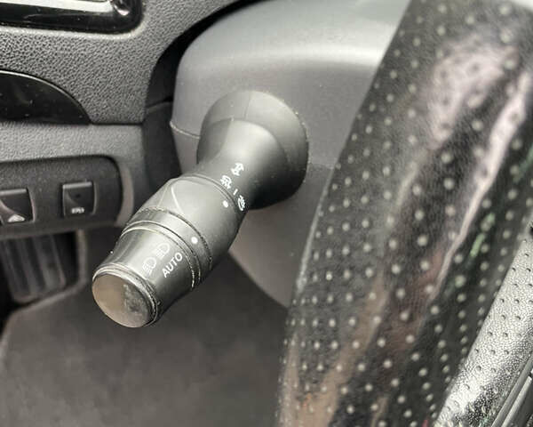 Серый Рено Сценик, объемом двигателя 1.46 л и пробегом 230 тыс. км за 9000 $, фото 13 на Automoto.ua