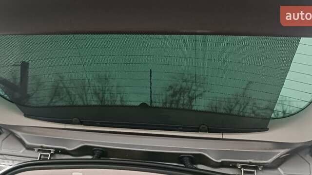 Серый Рено Сценик, объемом двигателя 1.46 л и пробегом 369 тыс. км за 10000 $, фото 18 на Automoto.ua