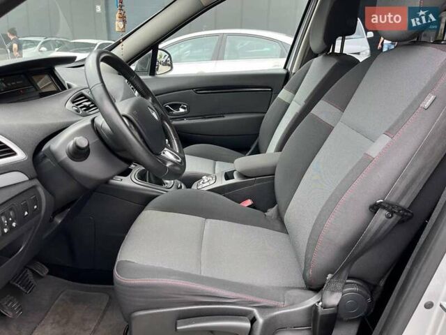 Серый Рено Сценик, объемом двигателя 1.5 л и пробегом 271 тыс. км за 8990 $, фото 41 на Automoto.ua