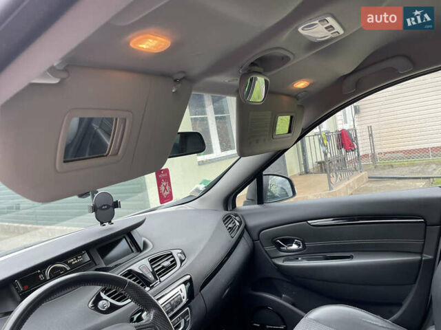 Серый Рено Сценик, объемом двигателя 1.46 л и пробегом 230 тыс. км за 9000 $, фото 16 на Automoto.ua