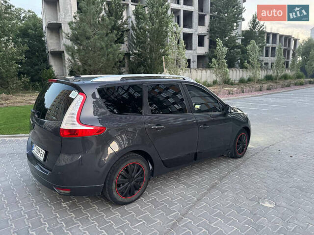 Серый Рено Сценик, объемом двигателя 1.46 л и пробегом 332 тыс. км за 6000 $, фото 10 на Automoto.ua