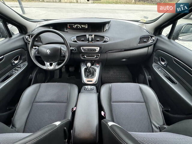 Серый Рено Сценик, объемом двигателя 1.5 л и пробегом 178 тыс. км за 10200 $, фото 37 на Automoto.ua