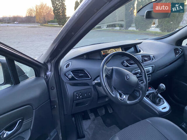 Серый Рено Сценик, объемом двигателя 1.46 л и пробегом 195 тыс. км за 8999 $, фото 10 на Automoto.ua