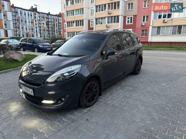 Серый Рено Сценик, объемом двигателя 1.46 л и пробегом 332 тыс. км за 6000 $, фото 2 на Automoto.ua