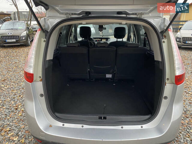 Серый Рено Сценик, объемом двигателя 1.5 л и пробегом 273 тыс. км за 7699 $, фото 22 на Automoto.ua