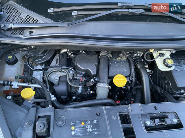 Серый Рено Сценик, объемом двигателя 1.46 л и пробегом 195 тыс. км за 8999 $, фото 27 на Automoto.ua