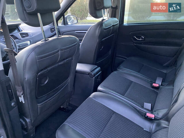 Серый Рено Сценик, объемом двигателя 1.46 л и пробегом 195 тыс. км за 8999 $, фото 14 на Automoto.ua