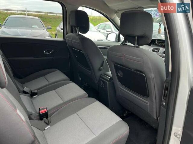 Серый Рено Сценик, объемом двигателя 1.5 л и пробегом 271 тыс. км за 8990 $, фото 17 на Automoto.ua