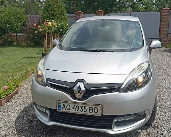 Сірий Рено Сценік, об'ємом двигуна 1.46 л та пробігом 175 тис. км за 8799 $, фото 20 на Automoto.ua