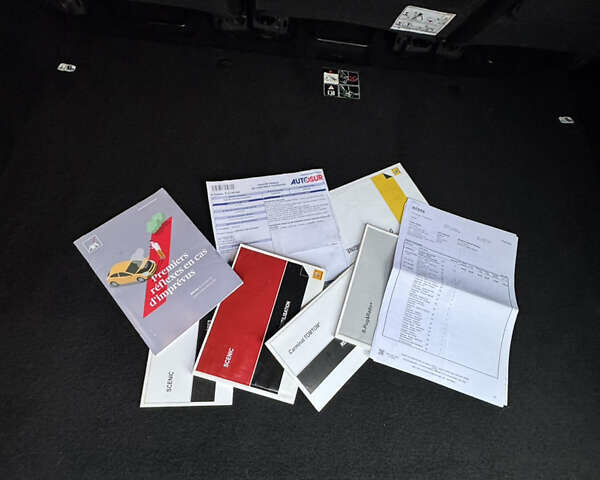 Серый Рено Сценик, объемом двигателя 1.5 л и пробегом 178 тыс. км за 10200 $, фото 56 на Automoto.ua