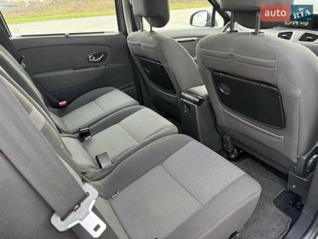 Серый Рено Сценик, объемом двигателя 1.5 л и пробегом 203 тыс. км за 9950 $, фото 28 на Automoto.ua