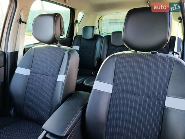 Сірий Рено Сценік, об'ємом двигуна 1.5 л та пробігом 237 тис. км за 8900 $, фото 18 на Automoto.ua