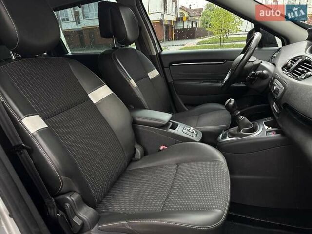 Серый Рено Сценик, объемом двигателя 1.5 л и пробегом 172 тыс. км за 10600 $, фото 22 на Automoto.ua